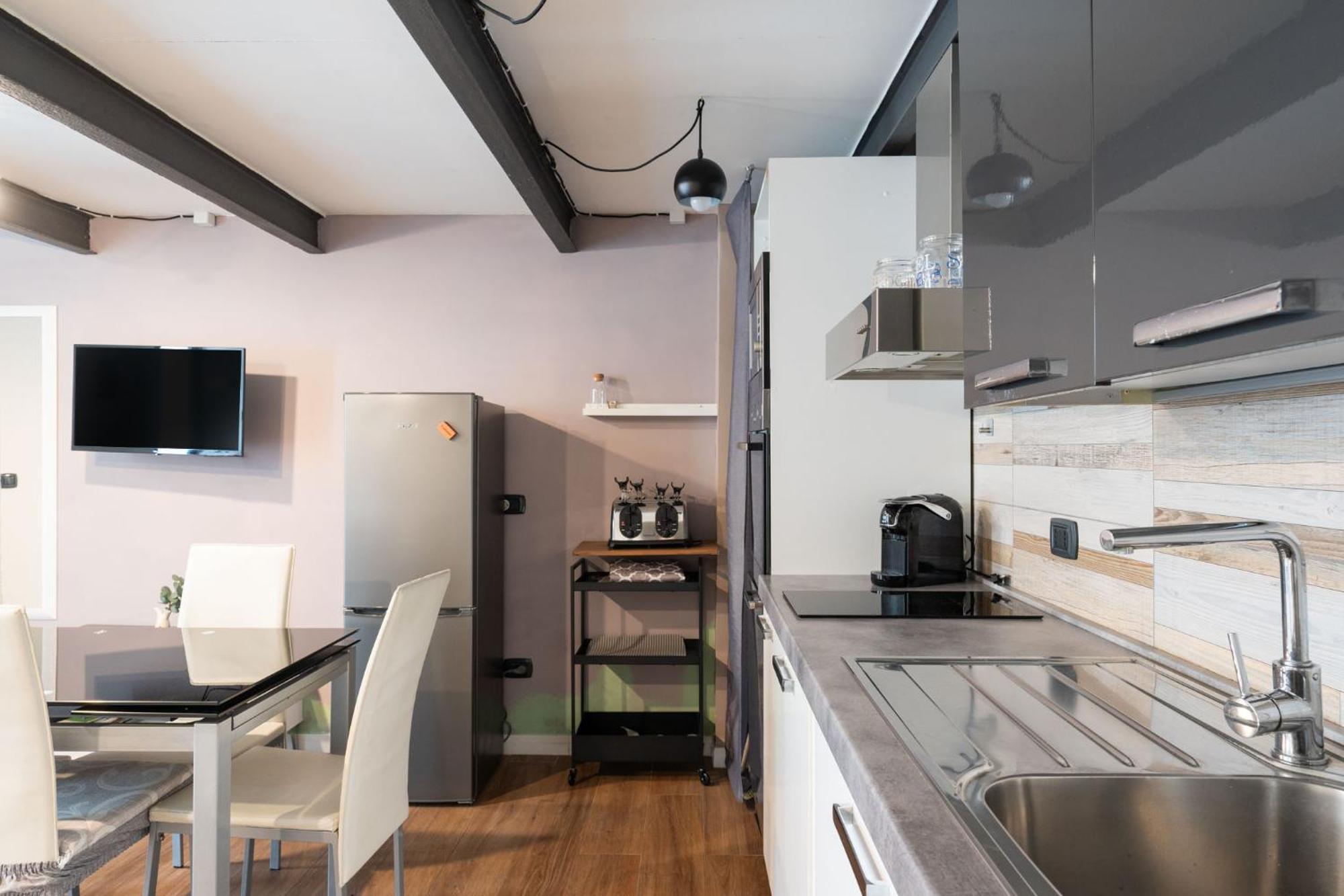 Ely'S House By Wonderful Italy Apartment Bari Luaran gambar
